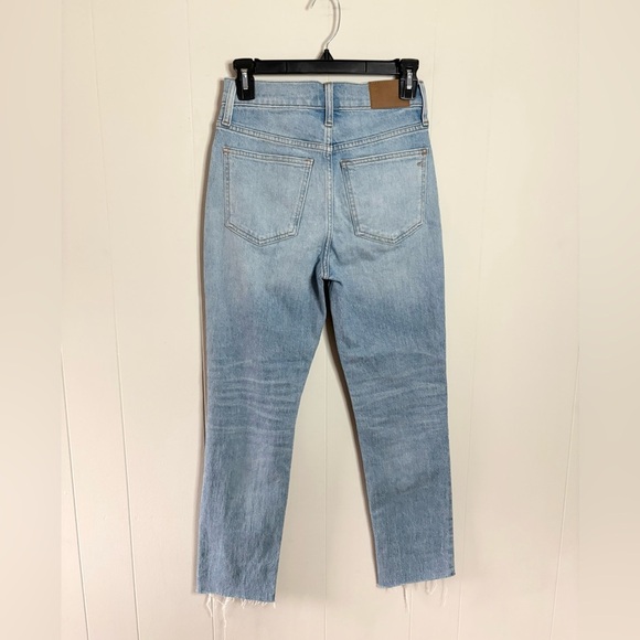 Madewell the perfect vintage jeans size 24 light wash raw hem high rise - Picture 6 of 10